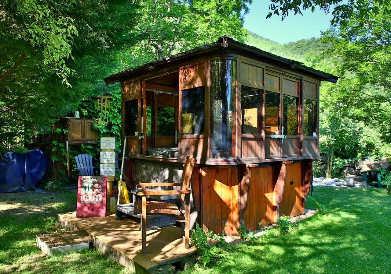 Beau Vallon - Gite Et Chambres D'Hotes Pyrenees-Mediterranee - Pays Catalan Sahorre Exterior foto